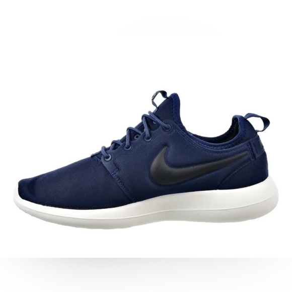 Men’s Nike Roshe Two Midnight Navy Running Shoes - Picture 1 of 2